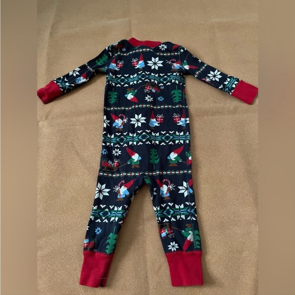 Hanna Anderson 12-18month Christmas pjs - Picture 2 of 3